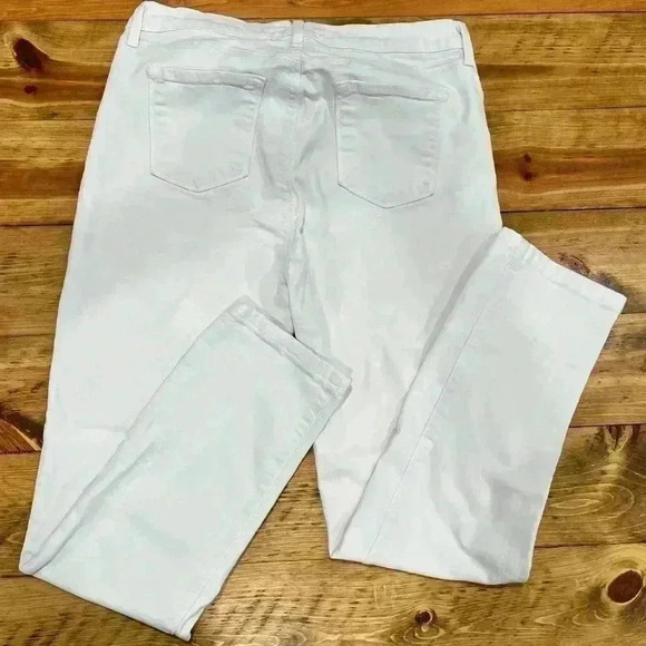 J Brand White Denim jeans spring- summer casual - Picture 4 of 7